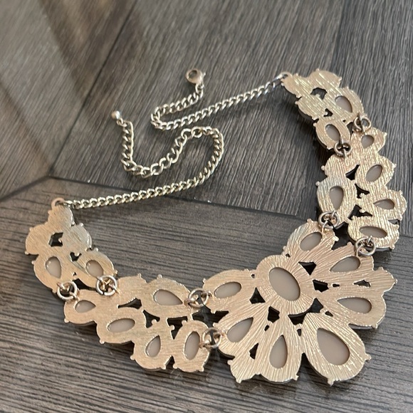Boutique Style Taupe - Tan Gem Statement Necklace - Picture 6 of 16